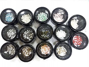 M-Y1CB1Swarovski Cabochons